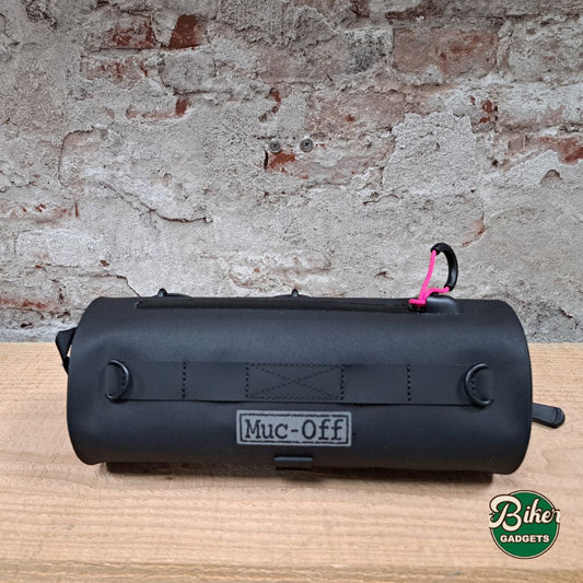 Muc-Off Explorer Bar Bag met bungee-koorden en MOLLE-bevestigingslussen – zwart
