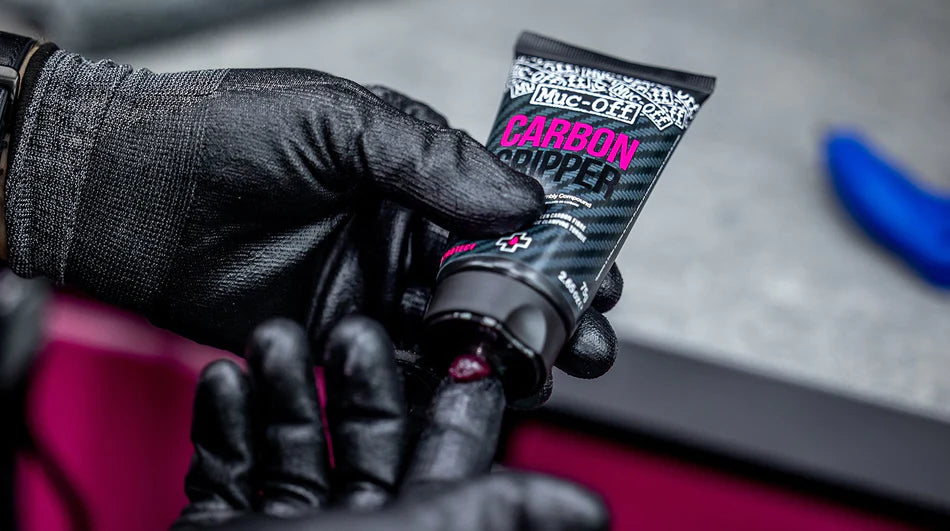 MUC-OFF CARBON GRIPPER tube 75ml