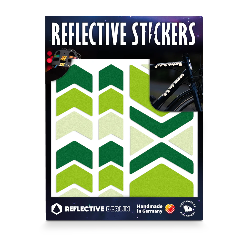 Reflective Berlin reflecterende stickers medium - chevrons groen