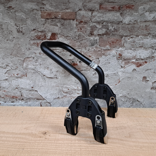 AEROE SPIDER FRONT RACK SHOWROOM