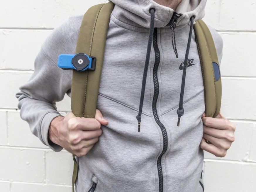 Quad Lock® Belt Clip - aan een rugzak 