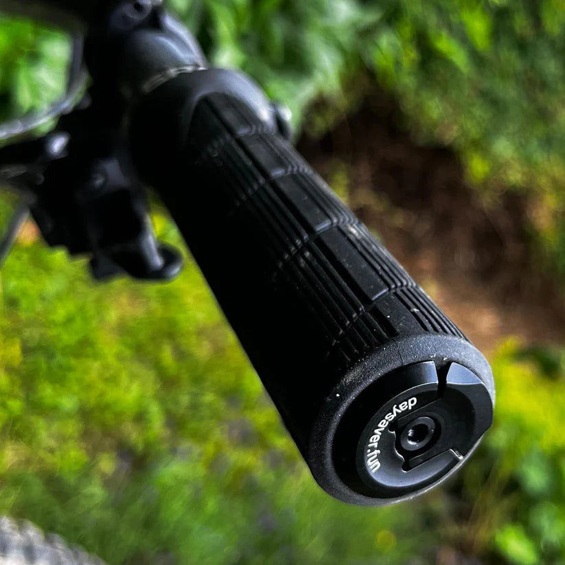 Daysaver handlebar mount gemonteerd in stuur