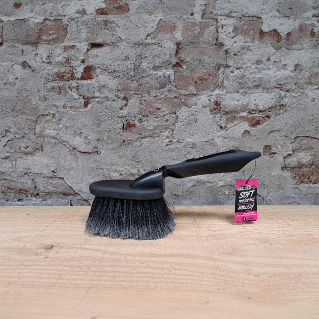 Muc-Off Soft Washing Brush - extra zachte wasborstel voor krasvrij wassen van motor en fiets