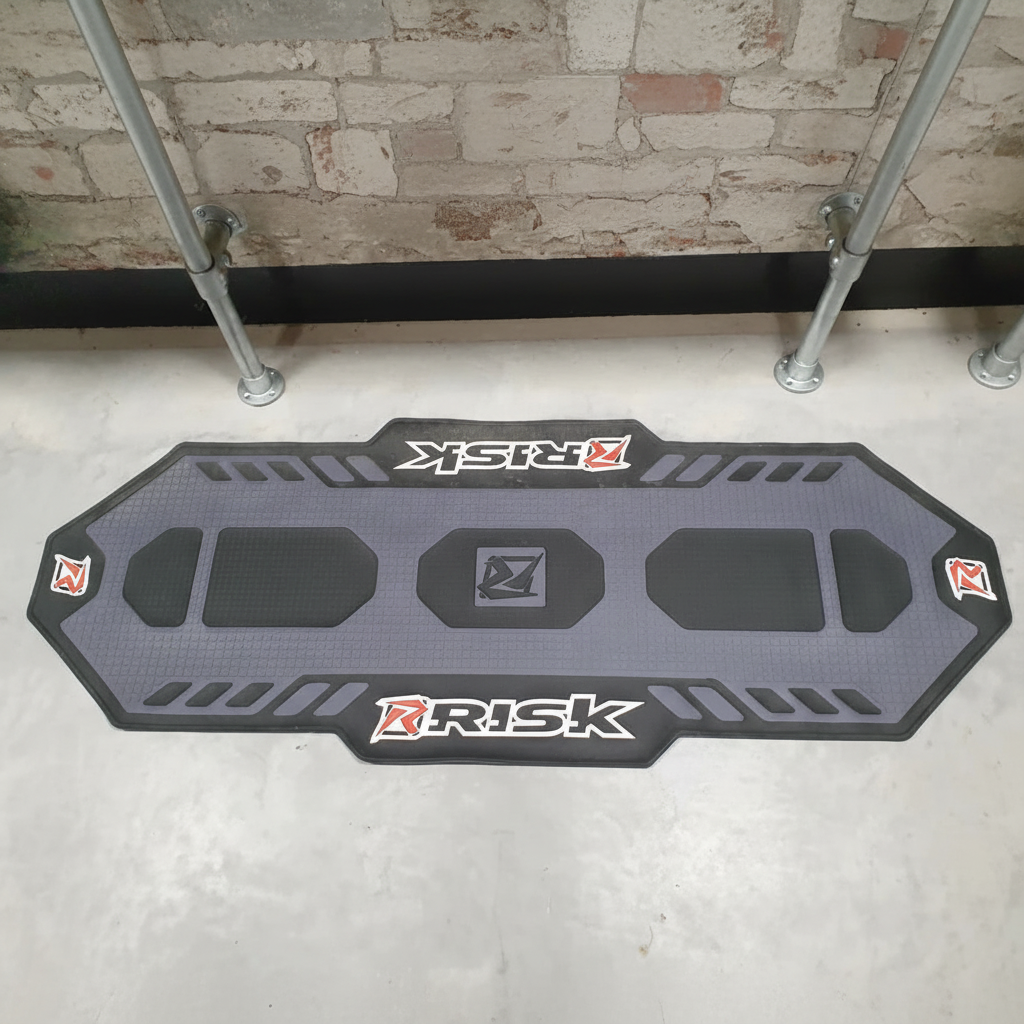 Risk Racing Factory Motocross Pit Mat - Professionele vloermat voor garage en pitbox met anti-slip oppervlak