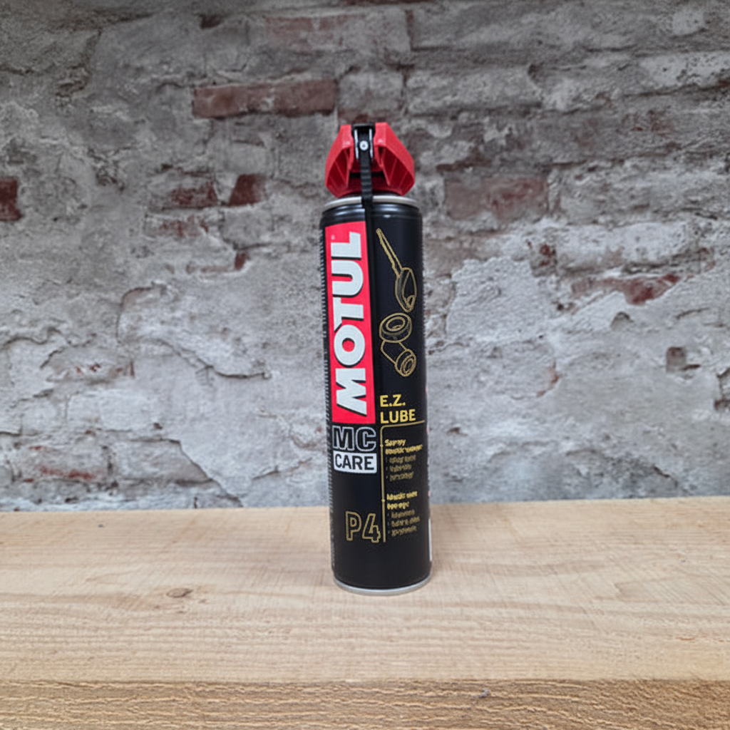 Motul MC Care P4 E.Z. Lube multi-use spray 400ml – smeermiddel en corrosiebescherming voor motorfiets mechanismen