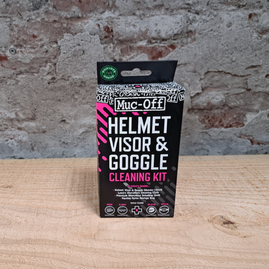 Muc-Off Helmet Visor & Goggle Cleaning Kit - reinigingsset voor helm, vizier en bril hier in de winkel
