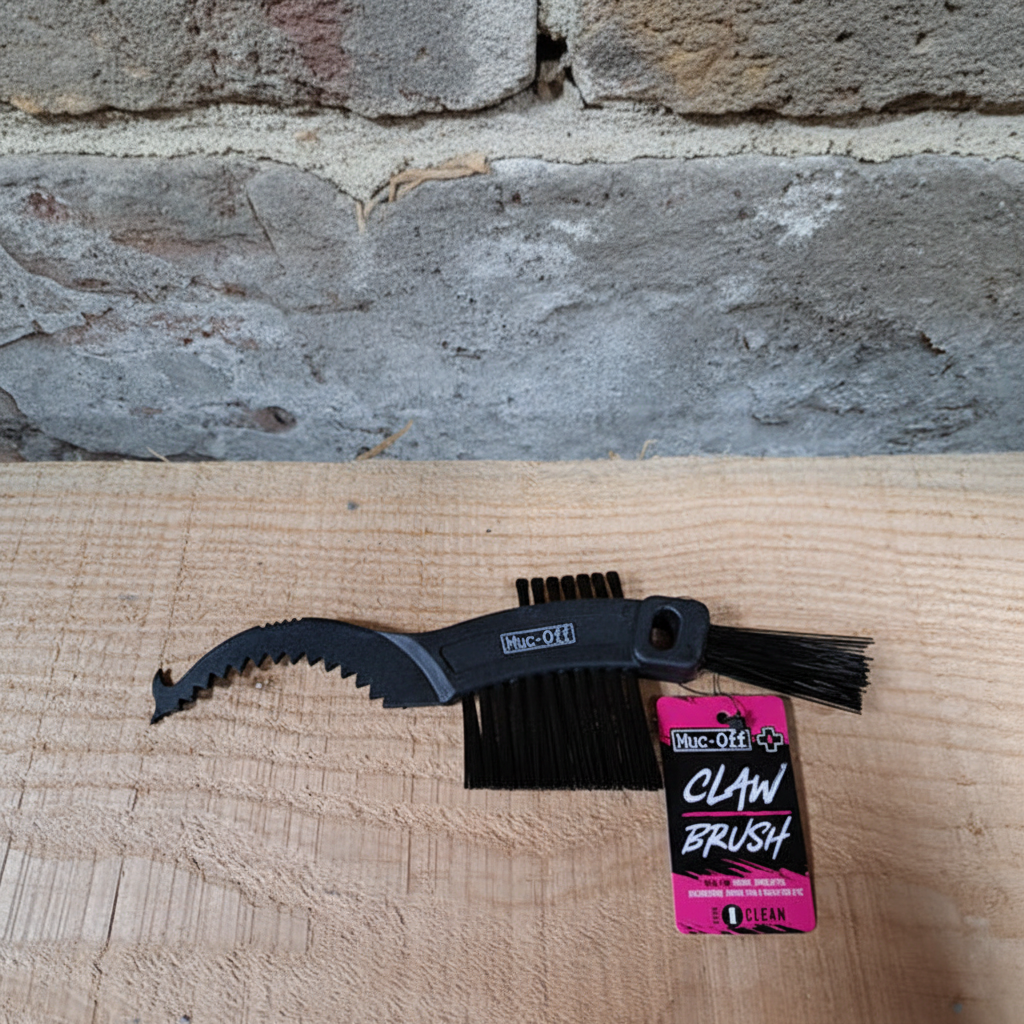 Muc-Off Claw Brush klauwborstel voor ketting cassette en tandwielen in de winkel