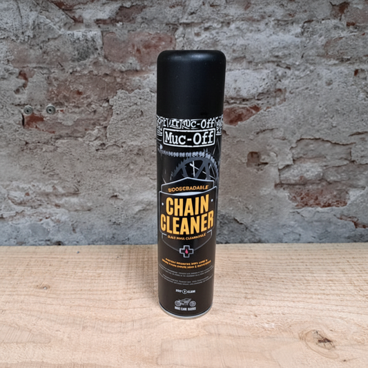Muc-Off Chain Cleaner 400 ml spuitbus in de winkel – biologisch afbreekbare kettingreiniger voor motor