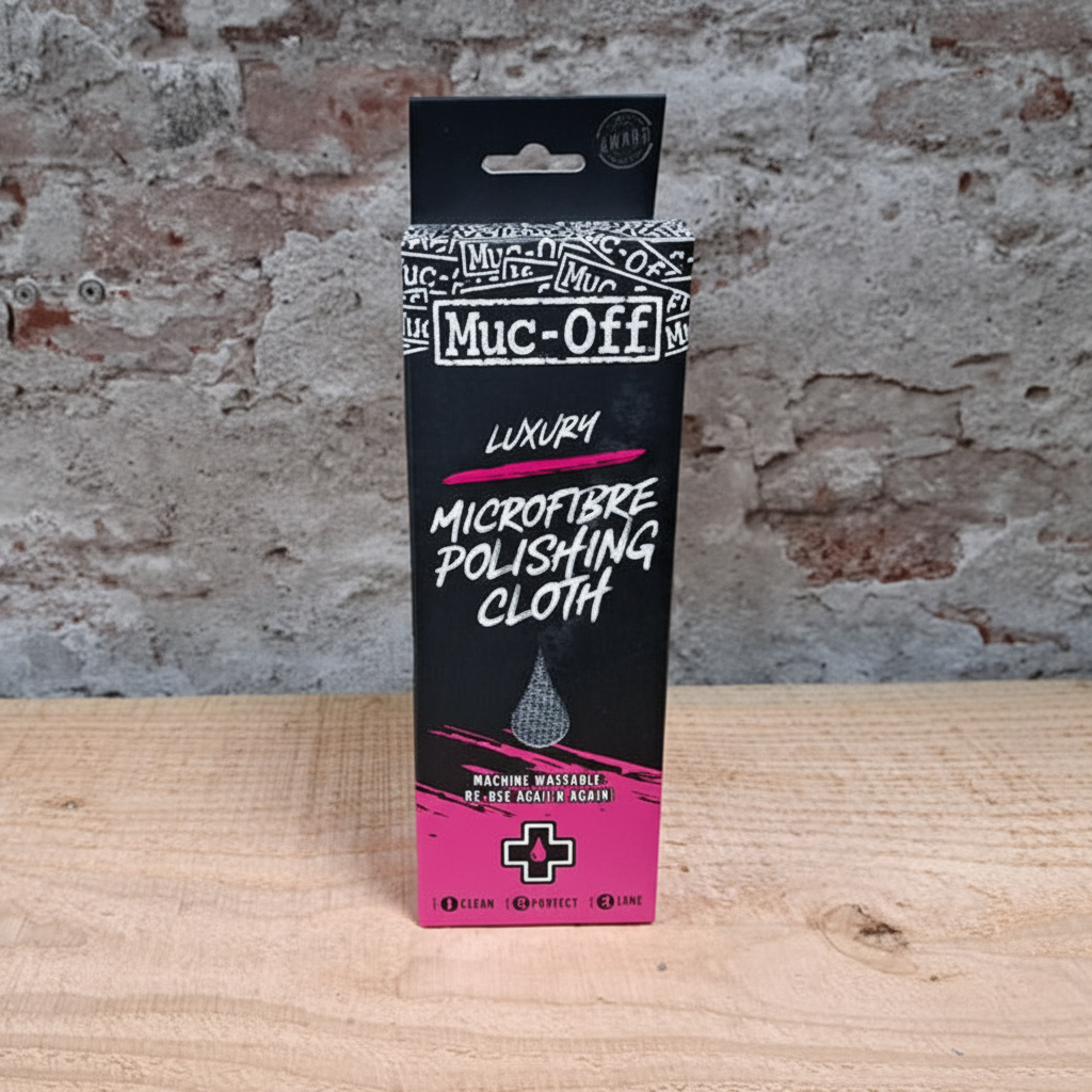 Muc-Off Luxury Microfibre Polishing Cloth verpakking – machinewasbare microvezel poetsdoek 40x40cm hier in de winkel