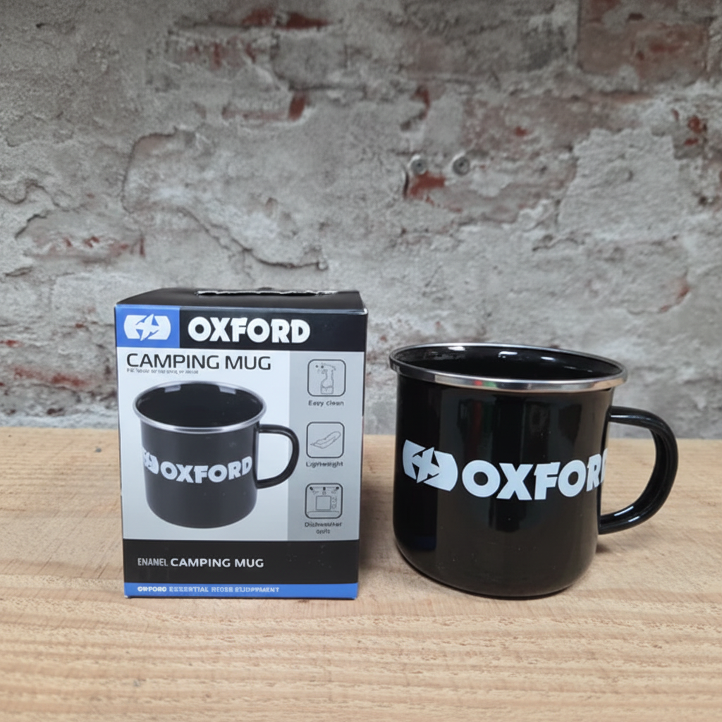 OXFORD emaille camping mug zwart met verpakking in de winkel