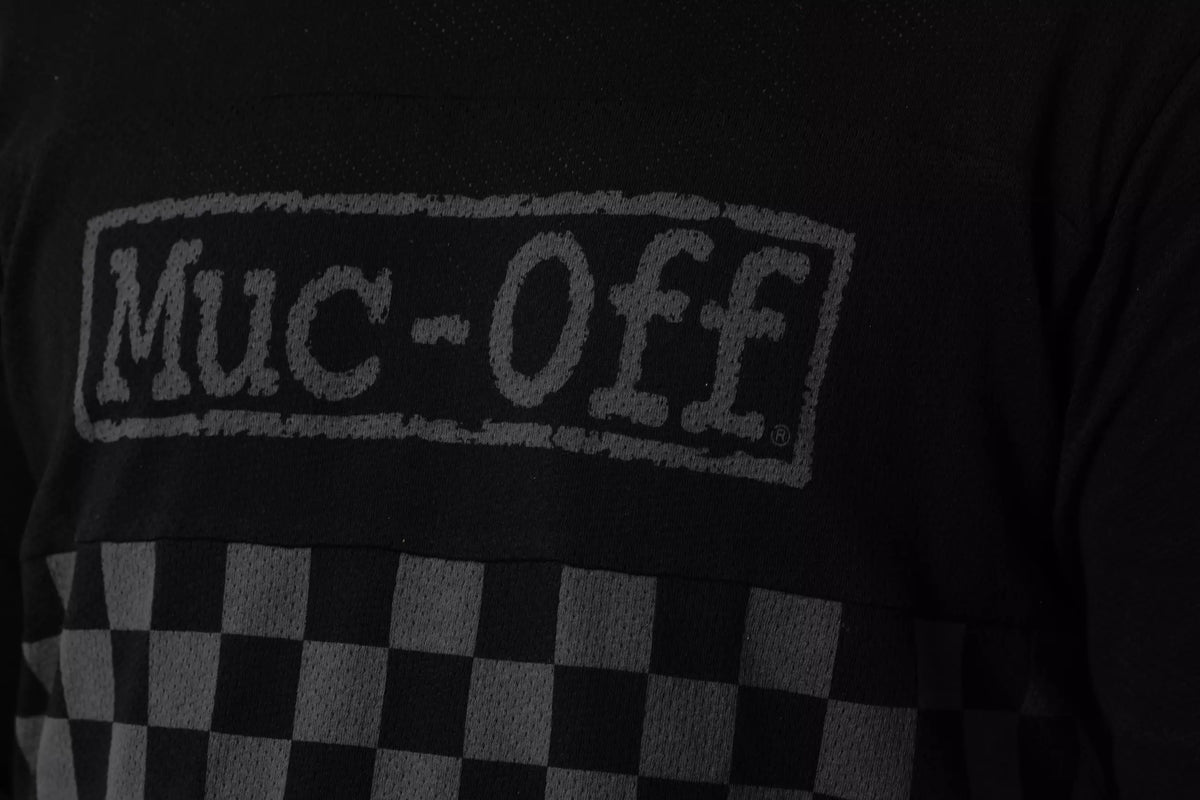 Muc-Off Mesh Jersey - muc-off logo op de achterzijde