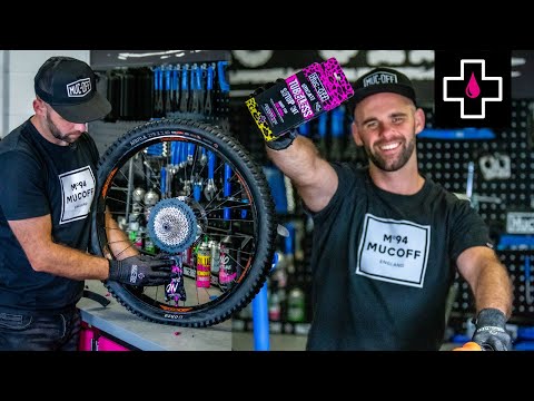 Muc-Off Tubeless Velglint DEMO VIDEO
