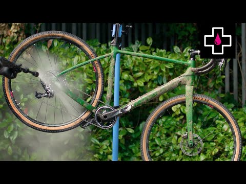Muc-Off Cycle Bio Drivetrain Cleaner - demo video