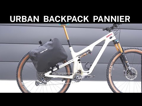 AEROE QuickLock Urban Pannier Bag Pro zwarte waterdichte fiets rugzak - demo video