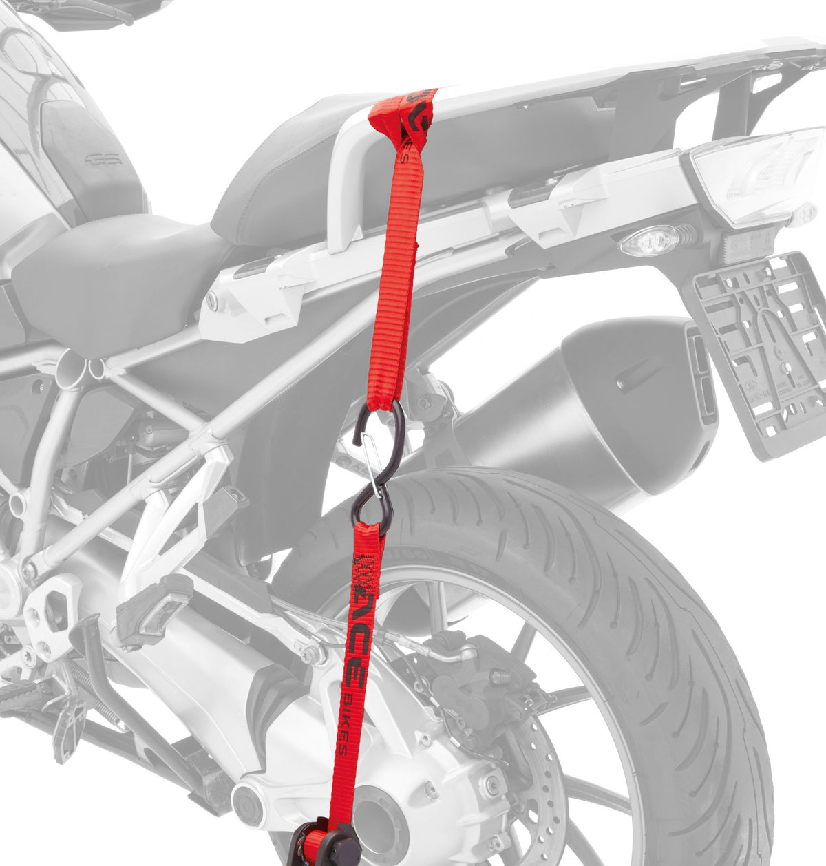 ACEBIKES Ratchet Pro gemonteerd aan een motor
