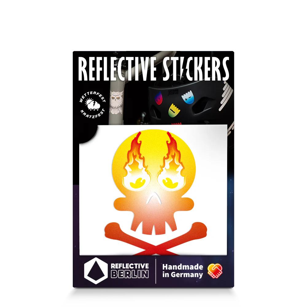 Reflective Berlin reflecterende stickers small voor kinderen skull vuur
