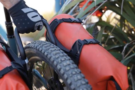 AEROE SPIDER CRADLE LINKS EN RECHTS