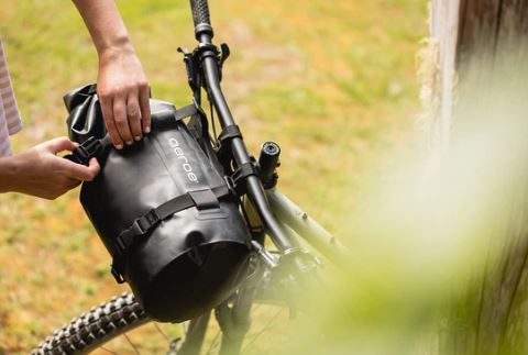AEROE SPIDER HANDLEBAR CRADLE GEMAKKELIJK DE TAS LOS TE HALEN