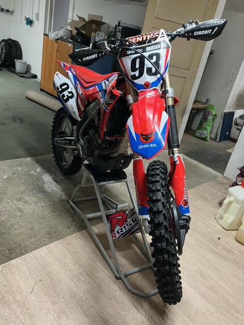 RISK RACING Ride On Lift RR1 - FOTO VAN EEN KLANT