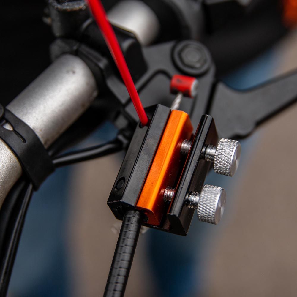 TRU-TENSION Cable Monkey - spuit in de opening