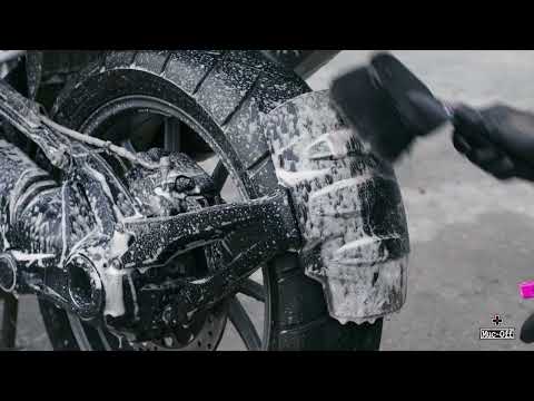 Muc-Off Two Prong Brush demo video